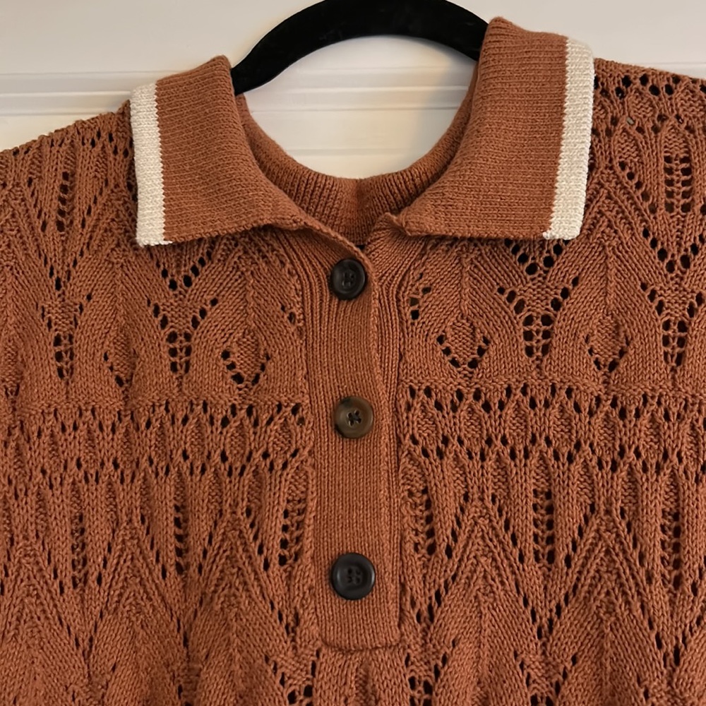 Oversized, loose knit, collared sweater - Picture 3 of 5
